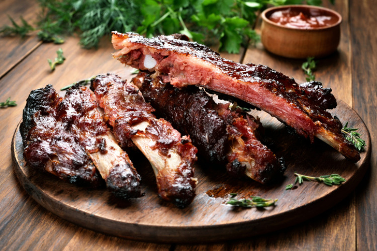 costillas de cerdo asadas