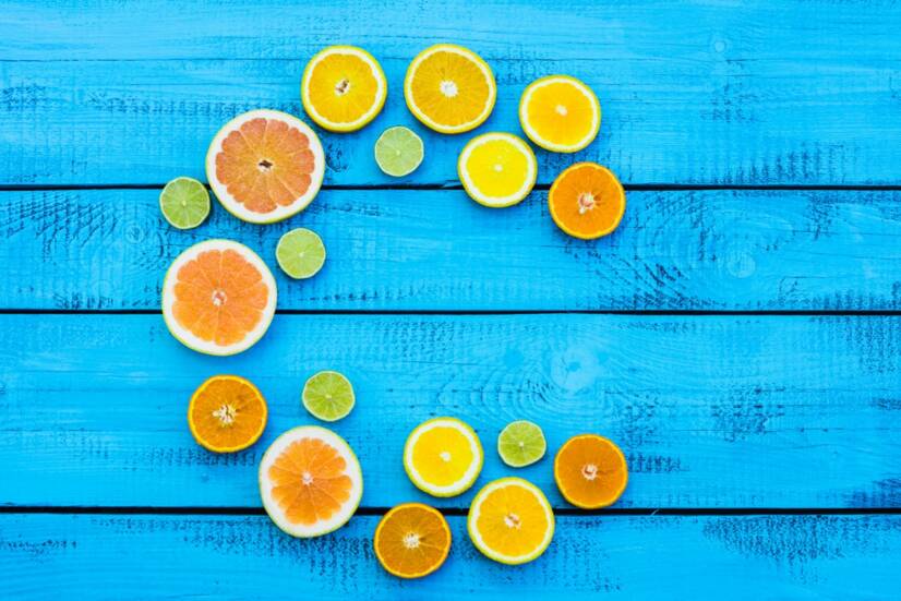 Vitamina C: ¿Cuáles son sus efectos? Deficiencia, exceso, formas, dosificación